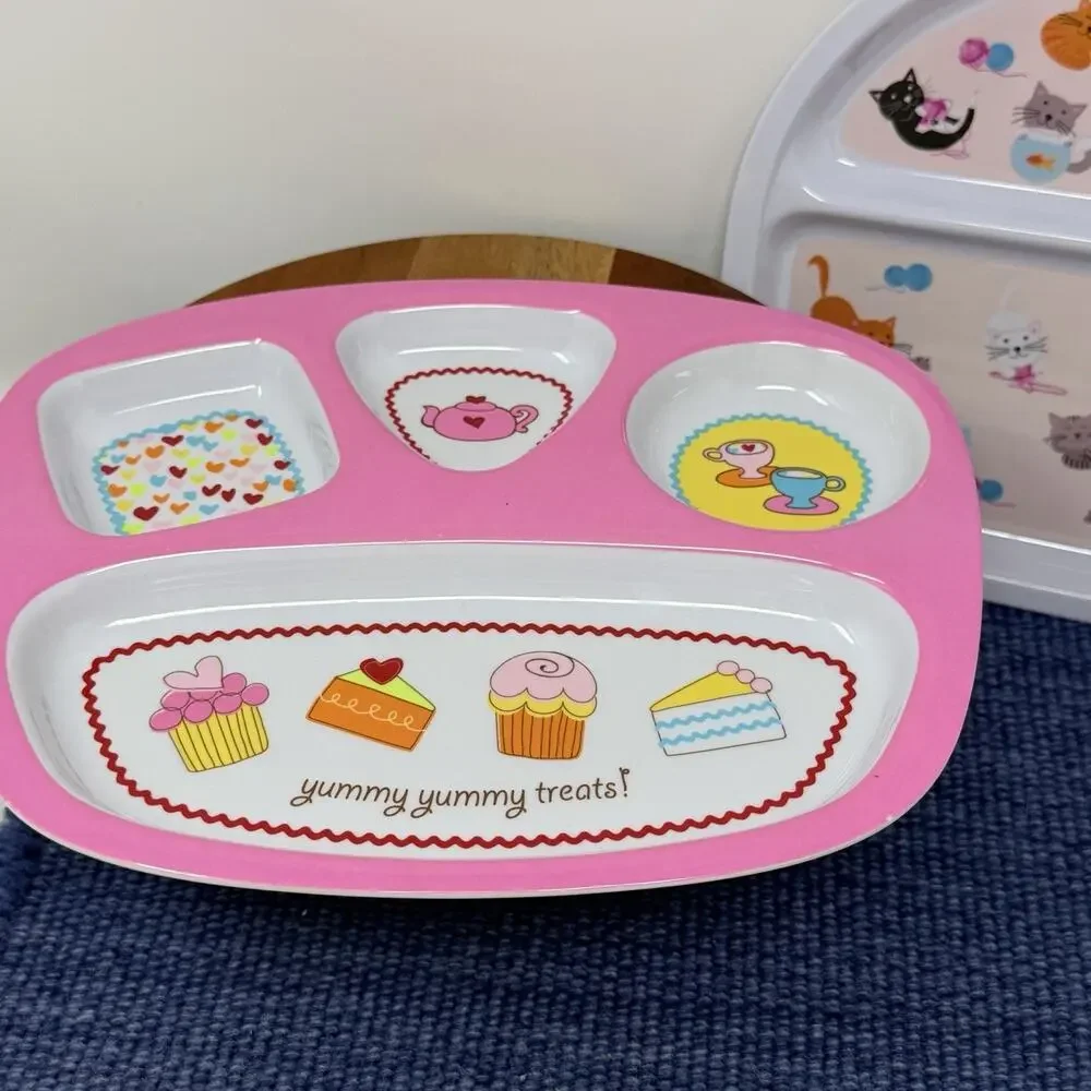 Children's Melamine Plates -Kids Plastic Dinnerware Bundle - Kitty Cats & Hearts
